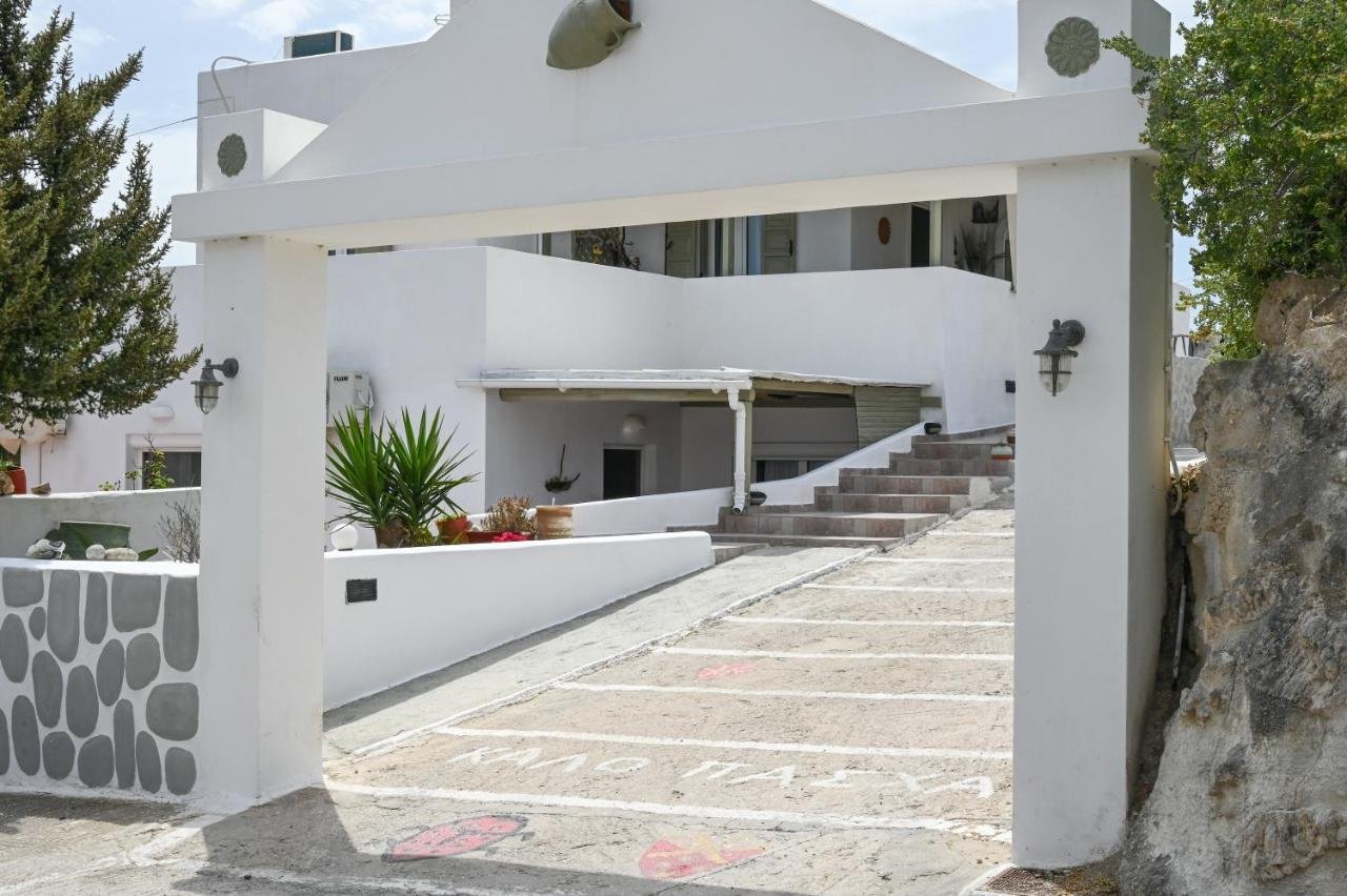 Navis Apartement interior in Triovasalos, Milos